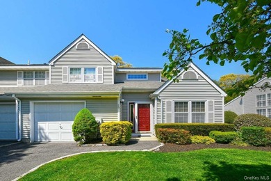 WELCOME TO THIS STUNNING AND SPACIOUS END UNIT TOWNHOUSE - photo 2
