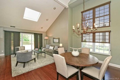 WELCOME TO THIS STUNNING AND SPACIOUS END UNIT TOWNHOUSE - photo 10