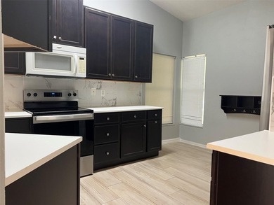 Back on the Market! The previous buyer's financing fell through - photo 9