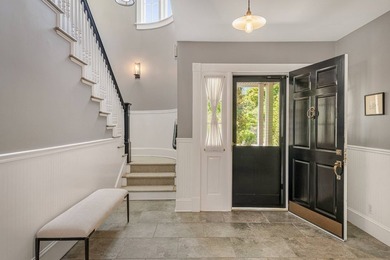 Built in 1888 and thoughtfully renovated by acclaimed architect - photo 13