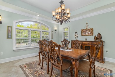 Stunning custom-built 3-bedroom, 2 bath home with beautiful - photo 18