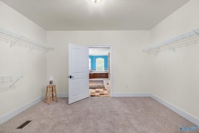 Stunning custom-built 3-bedroom, 2 bath home with beautiful - photo 21
