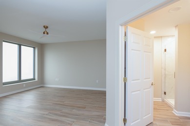 **DIRECT OCEANFRONT**  Imagine mornings with endless horizons