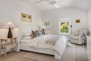Built in 1888 and thoughtfully renovated by acclaimed architect - photo 24