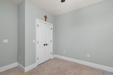 Stunning custom-built 3-bedroom, 2 bath home with beautiful - photo 27