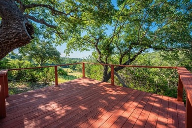 Multiple-home property with a total of 4 bedrooms, 4.5 baths - photo 28