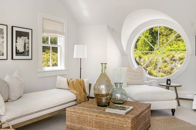 Built in 1888 and thoughtfully renovated by acclaimed architect - photo 28