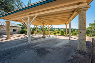 Multiple-home property with a total of 4 bedrooms, 4.5 baths - photo 29