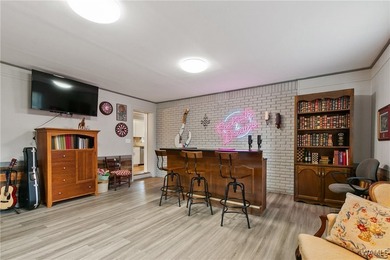 OPEN HOUSE April 19th from 2-4 pm! Enjoy space, comfort, and - photo 33