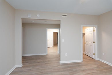 **DIRECT OCEANFRONT**  Imagine mornings with endless horizons