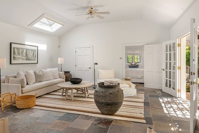 Built in 1888 and thoughtfully renovated by acclaimed architect - photo 36