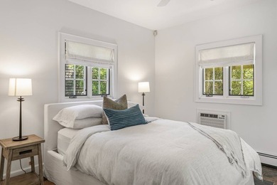Built in 1888 and thoughtfully renovated by acclaimed architect - photo 38