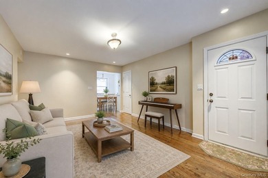Welcome to this spacious 3-bedroom, 1-bath lower-level corner - photo 3