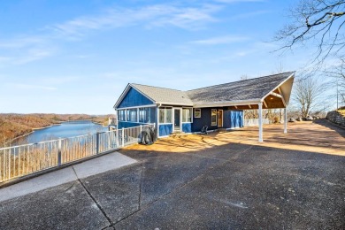 Center Hill Lake Home For Sale in Smithville Tennessee