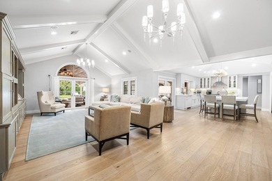 Beautifully reimagined and fully updated single story estate in - photo 1