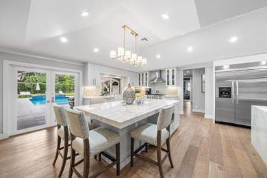 Beautifully reimagined and fully updated single story estate in - photo 9