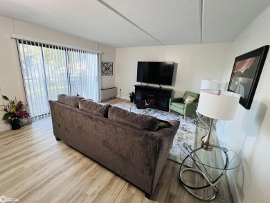 Fully remodeled and furnished condo with breathtaking views of