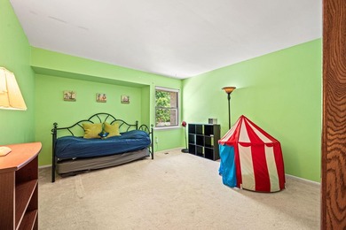 Nestled in the charming Birchfield community, this end-of-row - photo 12