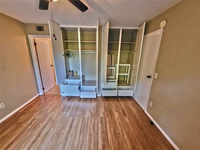 This 2 bedroom 2 bath unit offers privacy & peaceful setting - photo 15