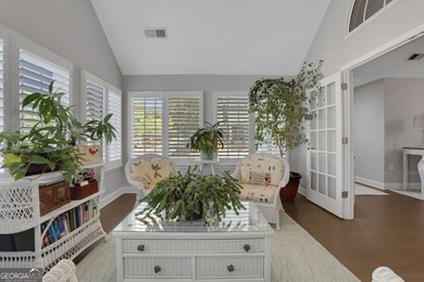 Beautifully updated and completely turnkey ranch home in the - photo 19