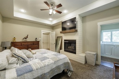 Experience luxury lake living in this stunning custom built - photo 19
