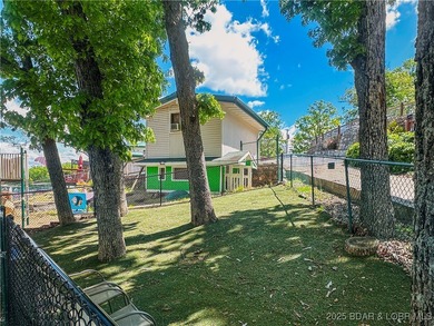 Affordable lakefront living at the 2 MM! This 2 bedroom, 1