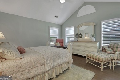 Beautifully updated and completely turnkey ranch home in the - photo 23