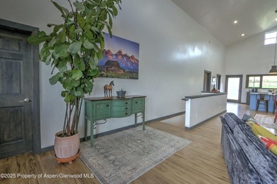 White Owl Ranch--your own private slice of paradise. Set on 240 - photo 28