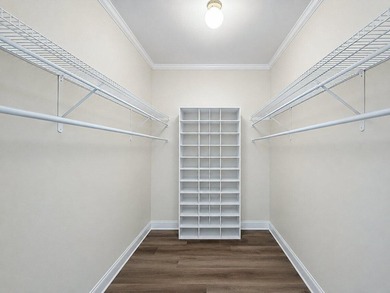 5 bed/3.5 bath. Nestled in a highly desirable area, this - photo 29
