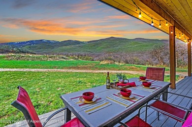White Owl Ranch--your own private slice of paradise. Set on 240 - photo 37