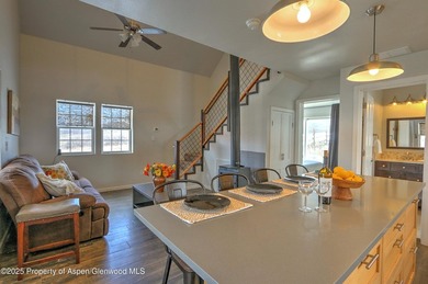 White Owl Ranch--your own private slice of paradise. Set on 240 - photo 46