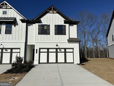 Lake Lanier Townhome/Townhouse For Sale in Gainesville Georgia