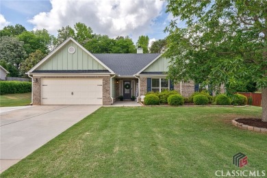 Lake Home For Sale in Jefferson, Georgia