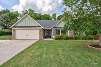 Lake Home For Sale in Jefferson, Georgia