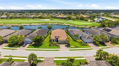 LIVE A VACATION LIFESTYLE IN ESPLANADE! FULL GOLF MEMBERSHIP - photo 1