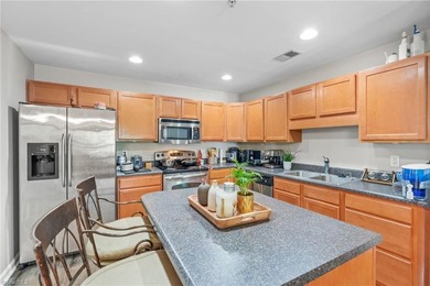 Low Maintenance living off of Highway 52 and University parkway - photo 4