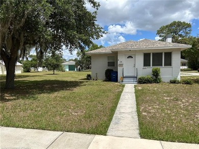 WOW! 1/3 OF AN ACRE (.36) IN DOWNTOWN SEBRING! Plenty of space - photo 2