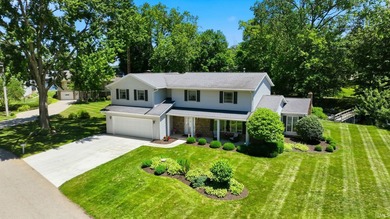 Built by the renowned Miller Brothers, this spacious waterfront - photo 1