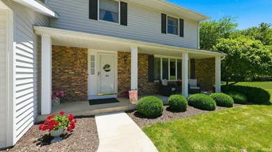 Built by the renowned Miller Brothers, this spacious waterfront - photo 4