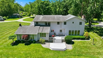 Built by the renowned Miller Brothers, this spacious waterfront - photo 6
