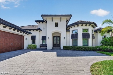 Experience the pinnacle of luxury living in this extraordinary - photo 2