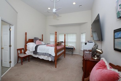 Nicely updated home in well desired area of the Grand Oaks - photo 12