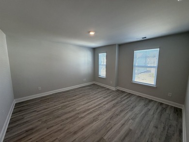 This home in the gated neighborhood of Waterbridge is brand new - photo 18