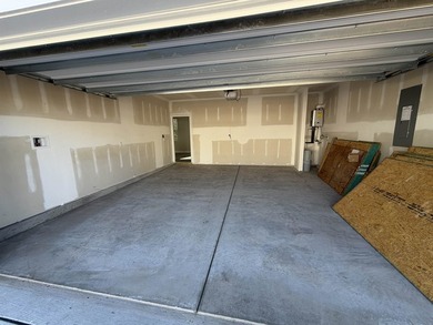 This home in the gated neighborhood of Waterbridge is brand new - photo 21