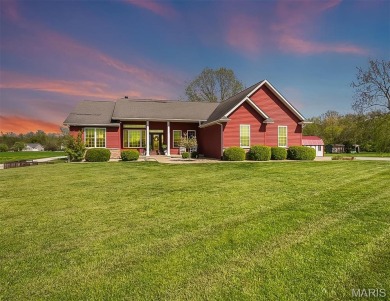 Lake Home Sale Pending in Staunton, Illinois
