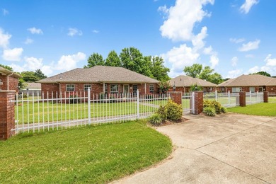Welcome home to this beautifully maintained 2-bedroom, 2-bath - photo 6