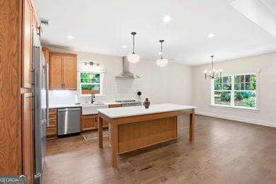 Superlative NEW CONSTRUCTION (w/ dock access) in the heart of - photo 14