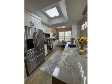 Beautiful first floor coach home centrally located in Boca Raton - photo 18