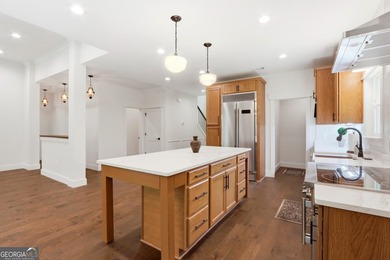 Superlative NEW CONSTRUCTION (w/ dock access) in the heart of - photo 19