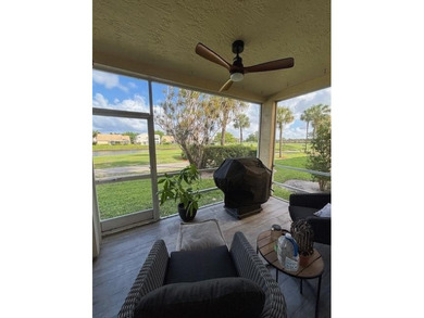 Beautiful first floor coach home centrally located in Boca Raton - photo 19